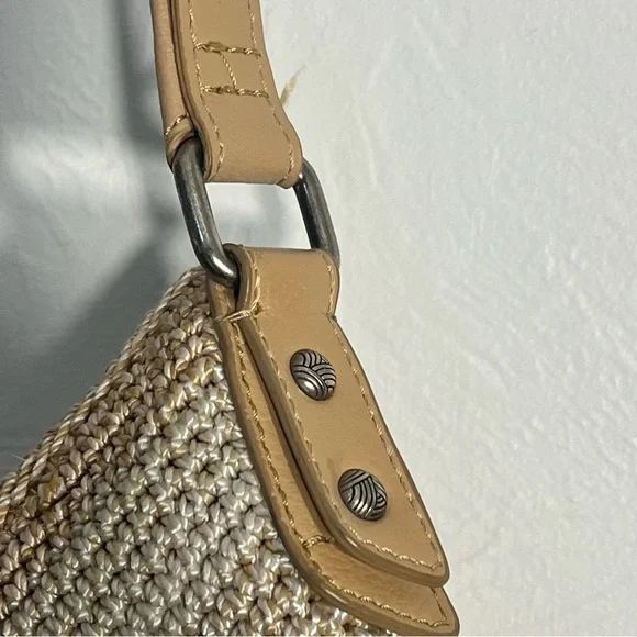 The Sak sequoia Woven Tan and Cream Hobo Bag read description - Picture 3 of 11